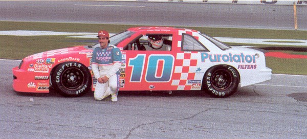 Derrike-Cope-Daytona-500-winner-1990.jpg